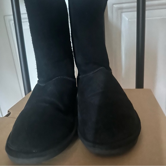 BearPaw Black Emma Short Suede Boots 608 W - Picture 3 of 10